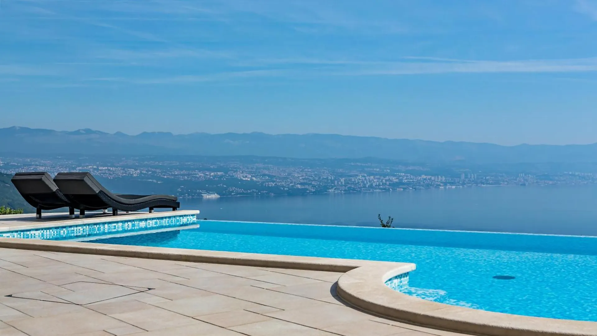 Villa Marone Οπατία